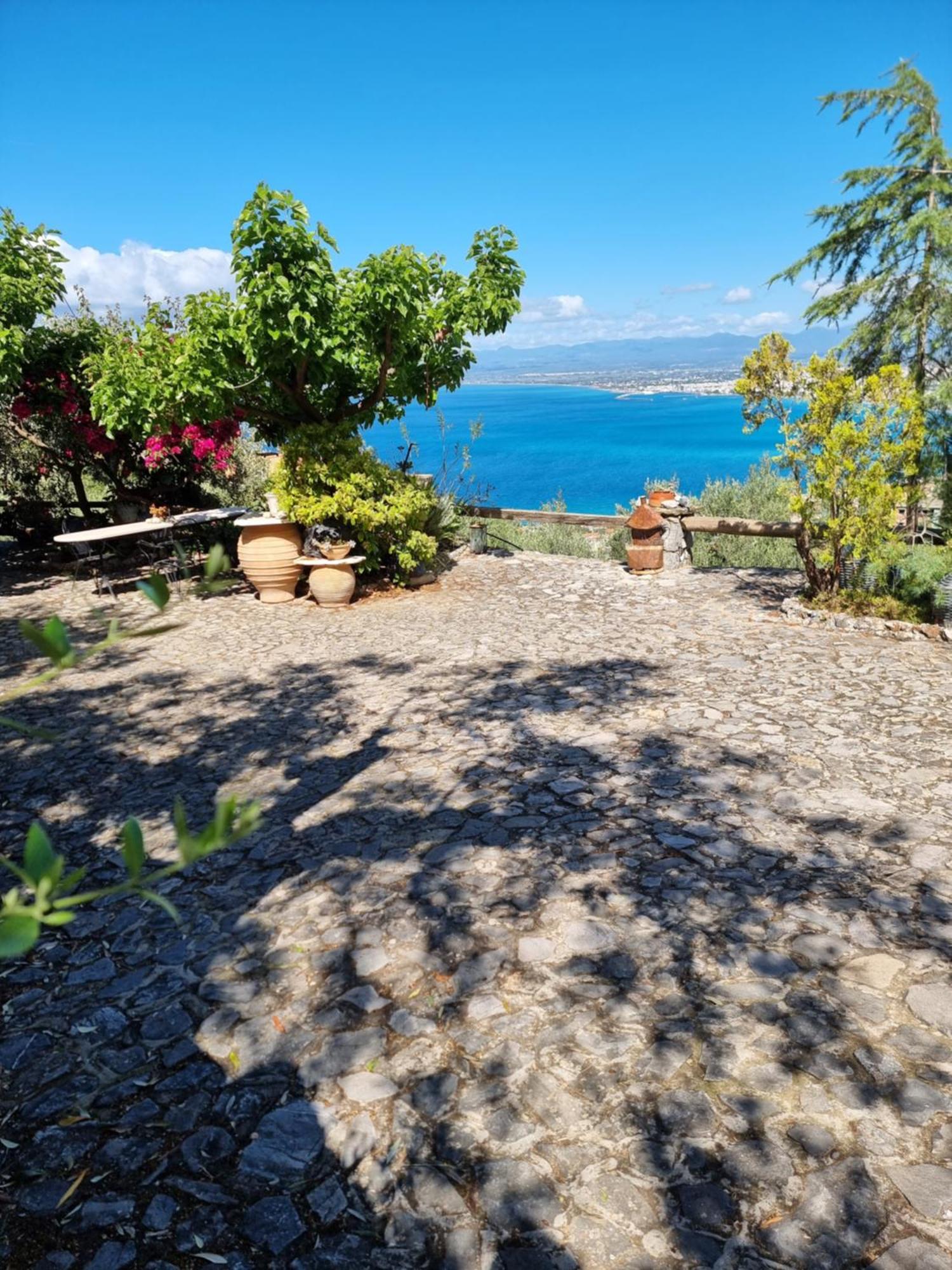 Unique View Apartment Kalamata Exterior photo